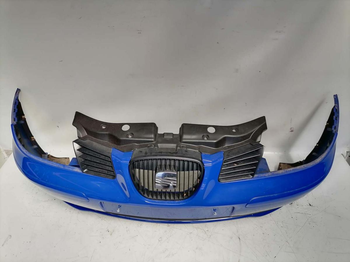 Seat Ibiza 6L Stoßstange Stossfänger vorn LS5G Azul Swing Blue Bj.2003